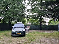 bij agnes in de tuin