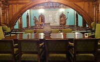 sinaia peles spreekkamer