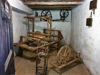 prejmer weerkerk museum weefgetouw spinnenwiel