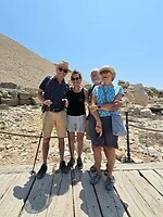 Bij de piramide Nemrut