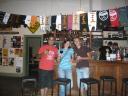 Pub met 2 medereizigers
