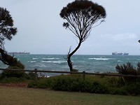Een laatste aanblik voor Willeke en Toon op die grote beukende Oceaan op het mooi Australië.