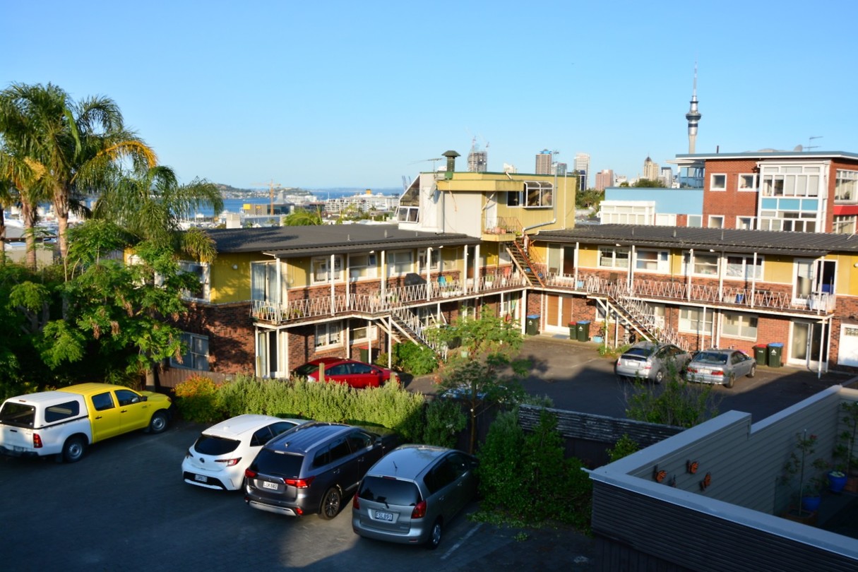 Auckland by day: vanaf ons balkon
