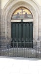 Deur met in koper de stellingen .