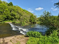 Rivier bij picknick plek