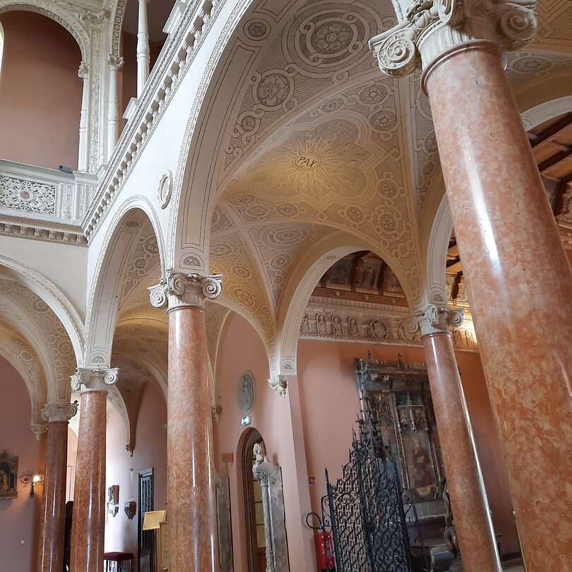 Hal villa Ephrussi