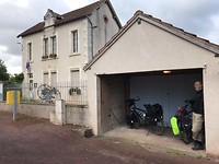 Garage en gemeentehuis
