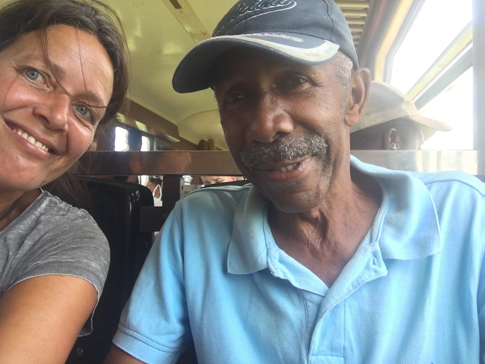 In de trein met vriend Ramon