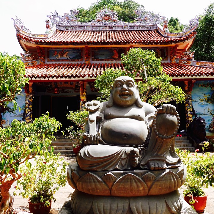 Happy budha @ Marble mountain