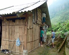 Huis van Lala en Chong afbouwen
