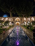 Isfahan: binnenplaats Abassi hitel