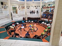 Isfahan:Zurkhaneh training2