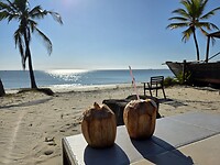Bagamoyo: 2 heerlijke kokosnoten