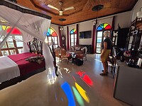 Tempo Hotel: onze kamer in prachtige kleuren