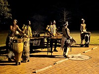 Victoria Falls Hotel: Zoeloe show