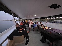 De house boat