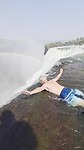 Victoria Falls: Wim in de Devils Pool