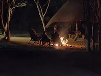 Tuskers camp: kampvuur