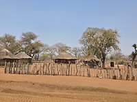 Zimbabwe: woningen in een kraal