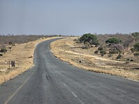 De A33 richting Kasane