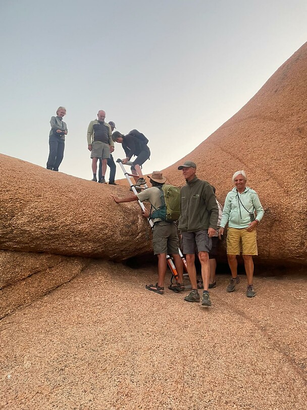 Spitzkoppe: naar beneden met de trap