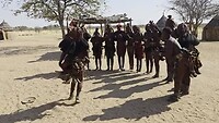 Otjikandero Himba village: Traditionele dans