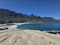 De baai van Maiden's Cove