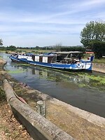 Boot in sluis