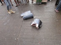 stukken tonijn op straat