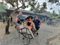 in becak met Janto