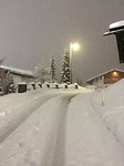 voor het hotel dinsdagavond (3)