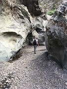 nauwe doorgang in de kloof