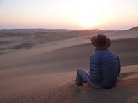 gids en zonsondergang