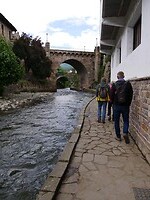 Langs de rivier in potes