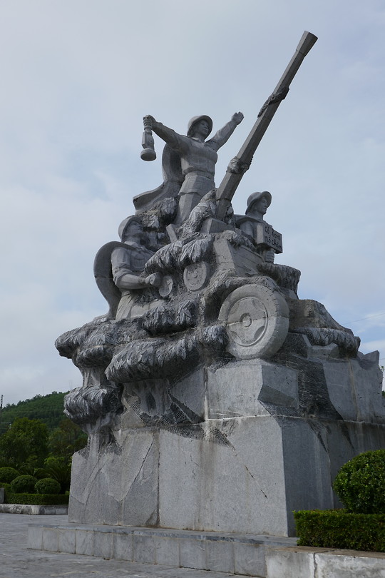 Monument van de 30 helden