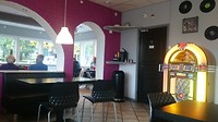 Fifties restaurant