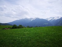 Besneeuwde bergtoppen