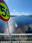 Geldt deze snelheid voor ons of de boot ?