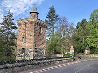 Toegangspoort tot Glen Tanar Castle