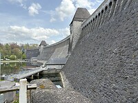 Imposante waterkering
