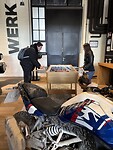 Zelfs voetbal spelen mogelijk bij BMW