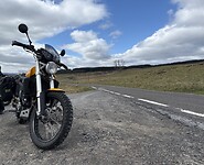 Verlaten landschappen en rustige wegen
