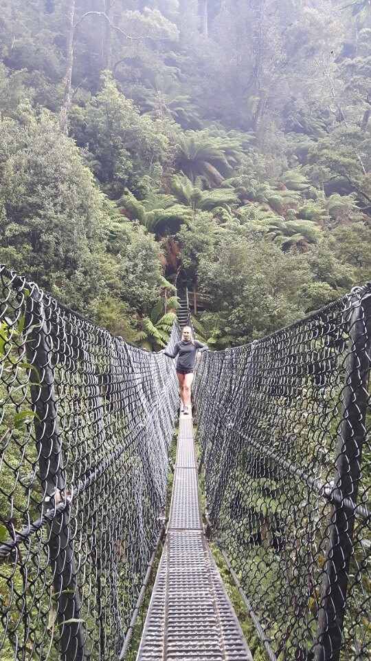 Brug langs montezuma falls + ik
