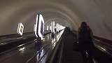 Kiev metro... eindeloze roltrappen