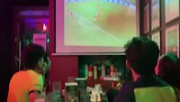 WK NL - Ecuador met 11 Ecuadorianen in een Ierse pub in Polen