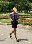 Lekker hardlopen in de 35 graden, met een tikje vreemde schoenen
