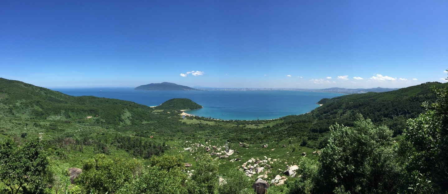 Hai Van Pass view