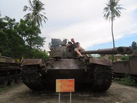 Tank dong