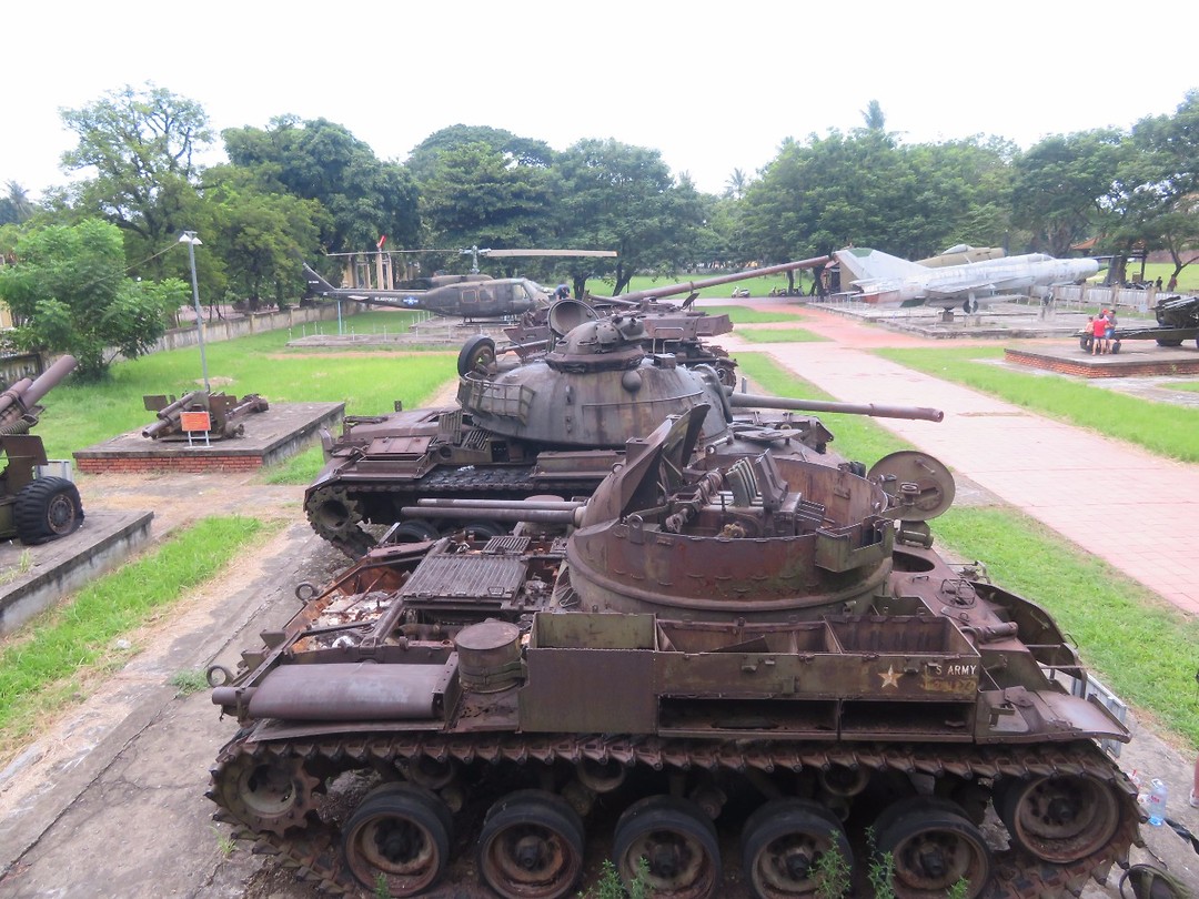 Tanks 'n shit