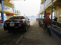 Boat to Cat Ba